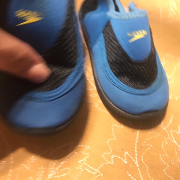 ❌ SOLD ❌. Speedo water shoes - Picture 7 of 8